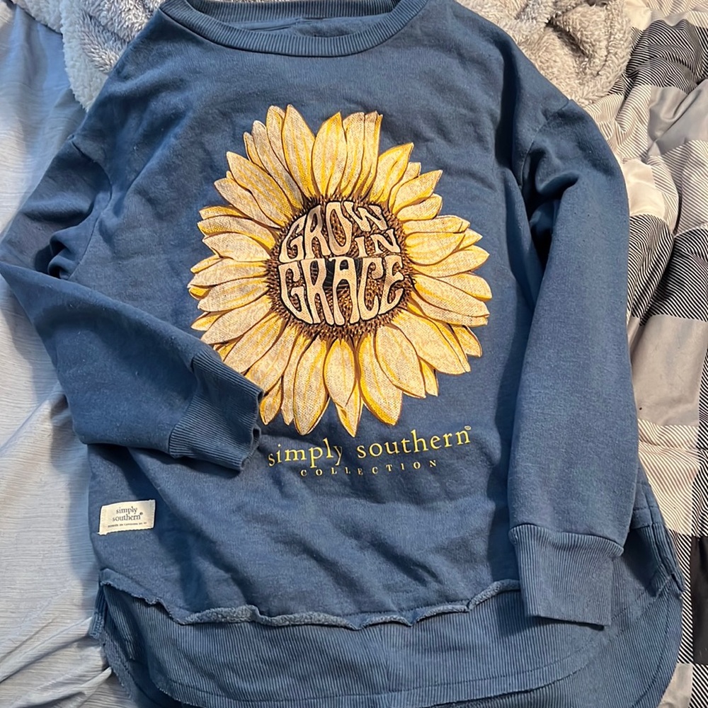Women’s Simply Southern Pullover